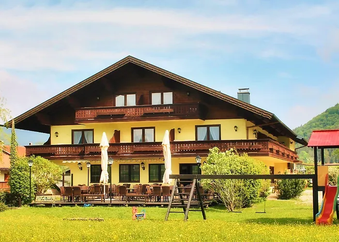 Deva Hotel-restaurant Fischerwirt Inklusive Chiemgau Card Hotel 3*