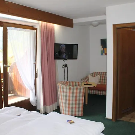 Deva Hotel-restaurant Fischerwirt Inklusive Chiemgau Card ホテル