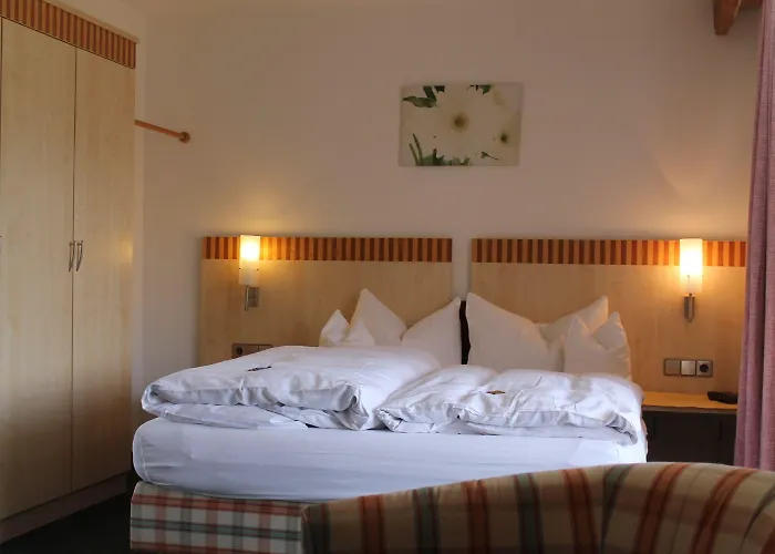 Deva Hotel-restaurant Fischerwirt Inklusive Chiemgau Card Hotel